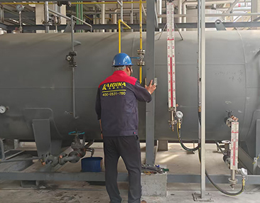 2025年5月1日江蘇150噸導熱油系統【導熱油脫重罐】安裝完畢